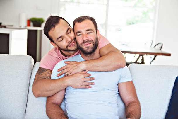 Portrait of a Cute Male gay Couple at Home - Foto, imagen