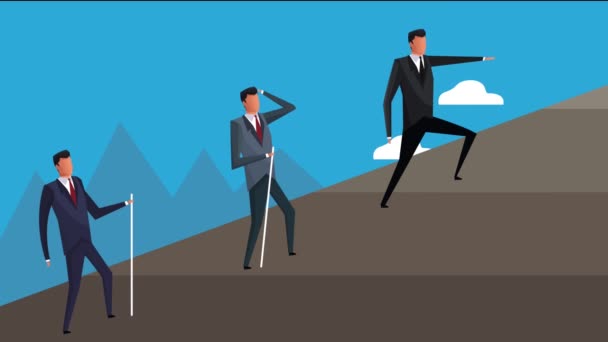 succesvolle zakenmannen team klimmen heuvel - Video