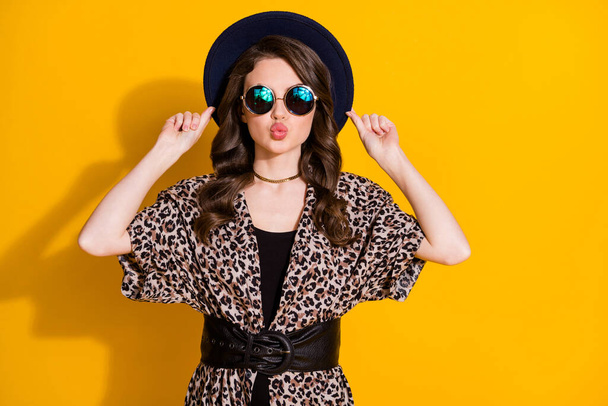 Portrait of pretty girl have 14-february date send air kiss touch hand headwear wear good look retro outfit isolated over bright color background - Fotoğraf, Görsel