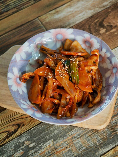 Asian food stir-fried squid and vegetables - Fotografie, Obrázek