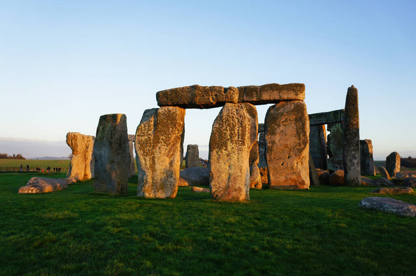 Stonehenge na Inglaterra é o monumento pré-histórico mais conhecido na Europa - Foto, Imagem
