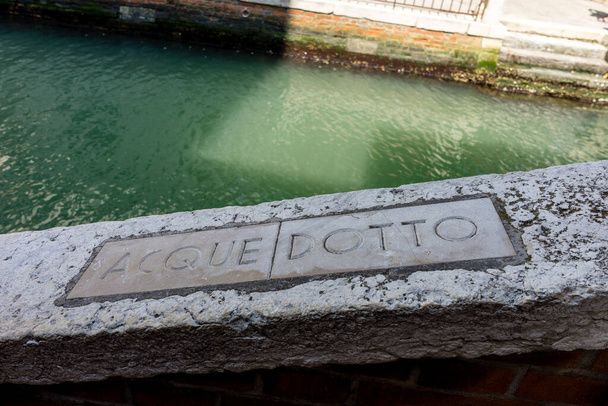 Italie, Venise, l'aqua canal de la ville - Photo, image