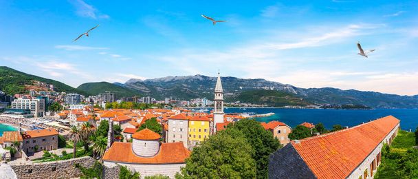 Budva vista aerea panorama, la Città Vecchia, Montenegro. - Foto, immagini