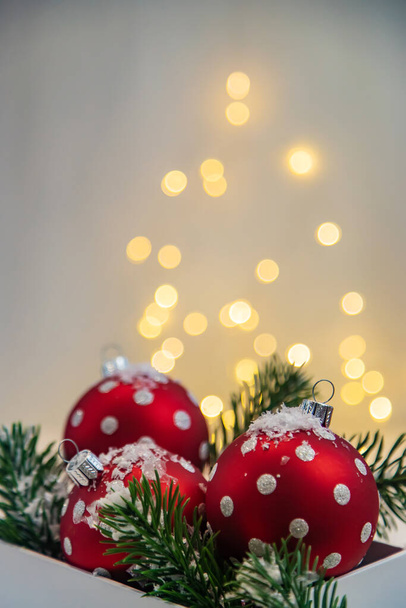 Buon Natale e Felice Anno Nuovo, Feste sfondo biglietto di auguri. Focus.holidays selettivo - Foto, immagini