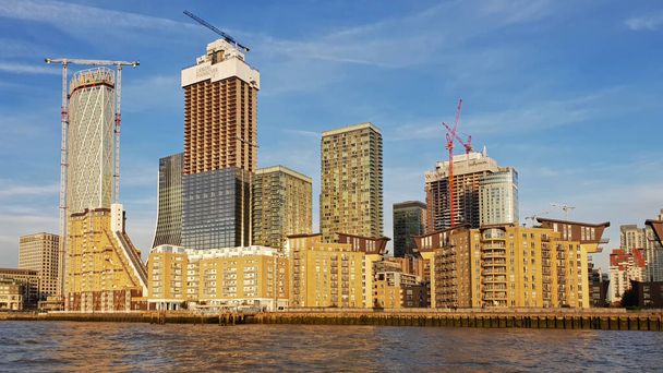 Distrito de negocios de Canary Wharf - Londres, Reino Unido - Foto, imagen