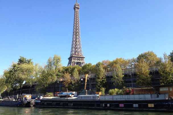 Eiffel-torony - Párizs - Franciaország - Fotó, kép