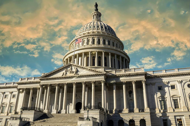 Здание Капитолия в Вашингтоне - Фото, изображение