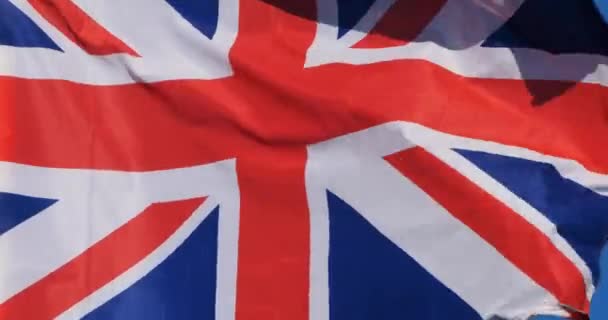A bandeira nacional britânica acenando ao vento. - Filmagem, Vídeo