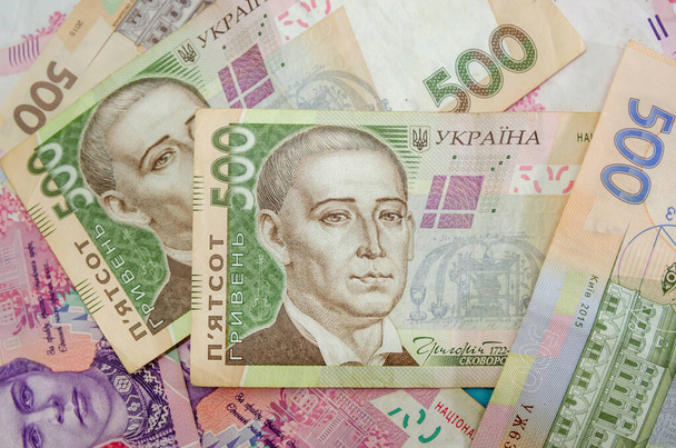 500 i 200 ukraińskich hrywien. Kontekst pieniężny - Zdjęcie, obraz