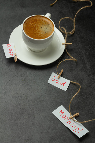 завтрак здоровый из кофе и яиц и надпись Доброе утро и место для tex - Фото, изображение