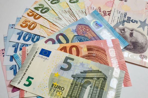 Fechar notas de euro e lira turca - Foto, Imagem