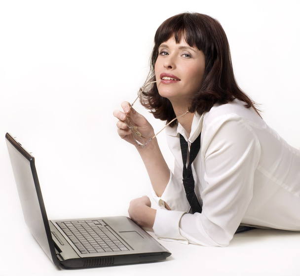 бізнес-леді з ноутбуком
 - Фото, зображення