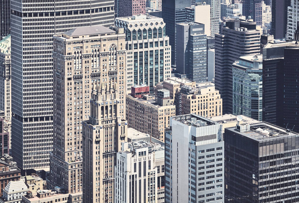Luftaufnahme der vielfältigen Architektur von New York City, Farbtonung aufgetragen, USA. - Foto, Bild