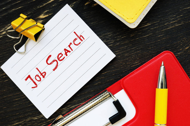 Job Search  phrase on the sheet - Foto, Bild