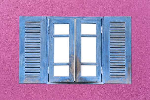 İşinizde tasarım için beyaz renkli boşlukları olan eski pencere. - Fotoğraf, Görsel