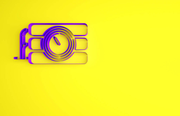 Purple Detonar dinamita bomba palo y reloj temporizador icono aislado sobre fondo amarillo. Bomba de tiempo - concepto de peligro de explosión. Concepto minimalista. 3D ilustración 3D render - Foto, imagen