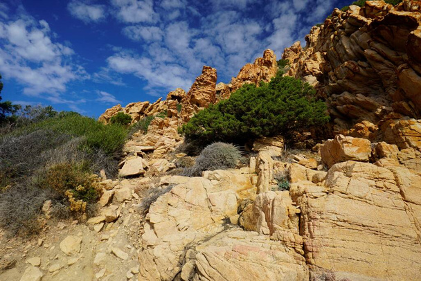Capo Tesla είναι γρανίτη πετρώματα περιοχή στην ακτή της Σαρδηνίας Ιταλία - Φωτογραφία, εικόνα