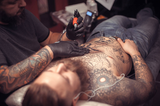 Tetoválás specialista munkák tetoválás stúdió - Fotó, kép