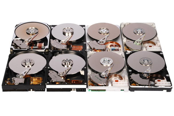 Много открытых жестких дисков
 - Фото, изображение
