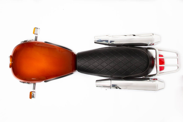 motorfiets tank onderdelen met zitindicatoren en dempers in bovenaanzicht - Foto, afbeelding