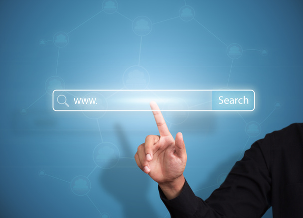 бізнес руку, натиснувши кнопку Пошук інтернет технології концепції - Фото, зображення