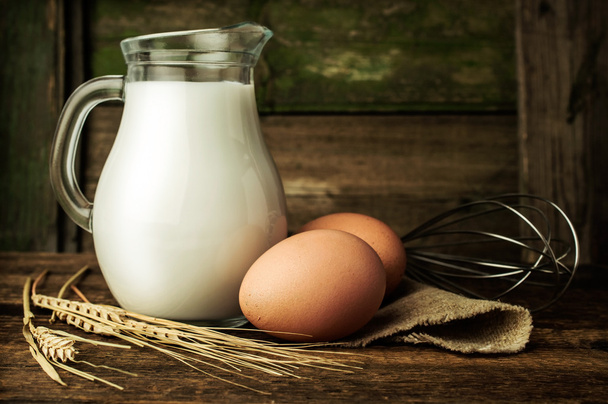 Baking ingredients : milk, eggs and wheat - Fotografie, Obrázek