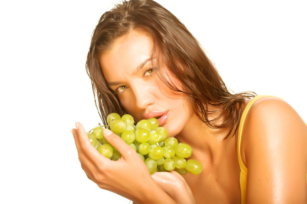 Woman with bunch of grapes - Foto, immagini