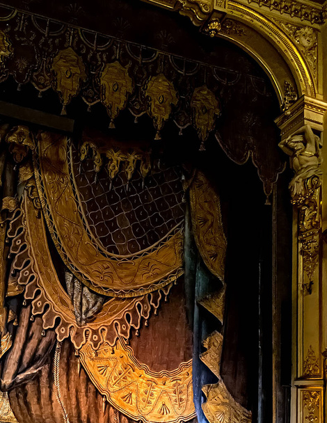 Teatro Mariinsky, teatro histórico de ópera y ballet en San Petersburgo, Rusia: San Petersburgo, Rusia, 07 de julio de 2014 - Foto, imagen