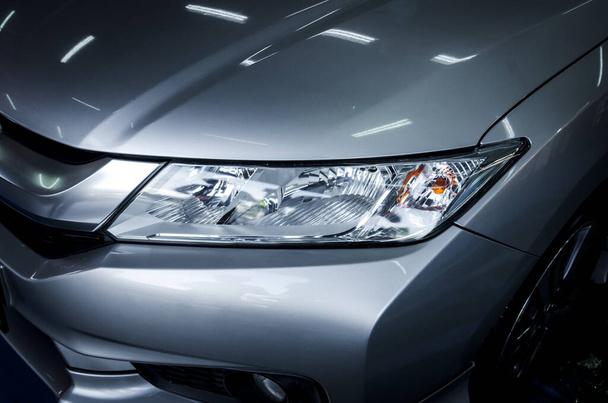 Moderni yksityiskohtia auton ajovalot LED - Valokuva, kuva