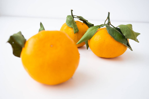 Mandarin Photo fruit citrus orange with leaves - Foto, imagen