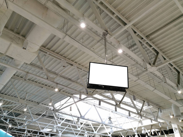 TV LCD com espaço de cópia vazio, monitor de teto - Foto, Imagem