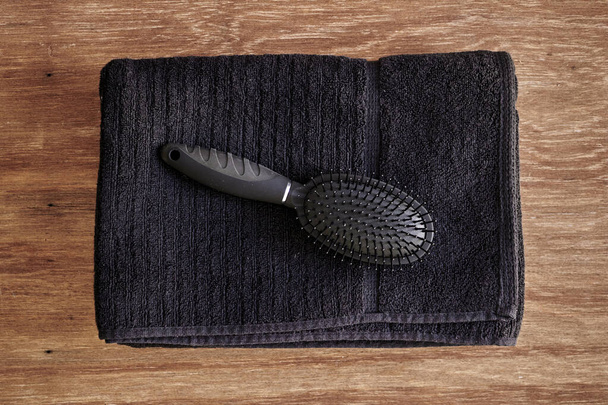 A studio photo of a hair brush - Foto, imagen