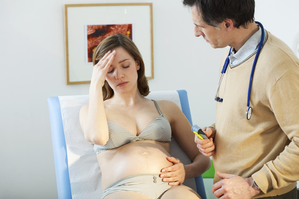PAIN CONSULTATION PREGNANT WOMAN - Photo, Image
