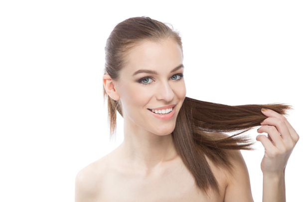 attraktive Frau mit langen glatten Haaren - Foto, Bild