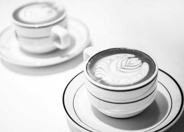 Kahvinkeitin Barista työskentelee kahvi sho - Valokuva, kuva
