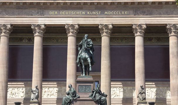 Museo Pérgamo, el más visitado de Berlín. Alberga a más de 1,5 millones de visitantes al año. - Foto, imagen