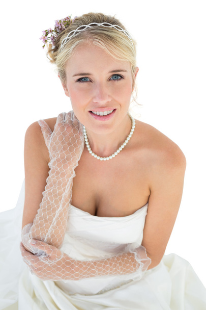 Smiling bride with hand on shoulder - Foto, immagini