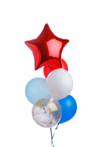 svazek slavnostních balónků, izolovaný na bílém - Fotografie, Obrázek