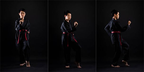 Мастер Красный черный пояс TaeKwonDo каратэ мальчик, который является спортсменом молодой подросток показать традиционные боевые позы в спортивном платье, черный фон изолирован, полная длина коллажа три фотографии - Фото, изображение