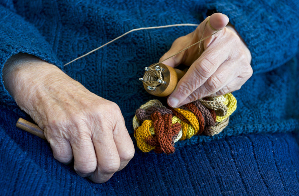 Hand knitting. - Foto, afbeelding