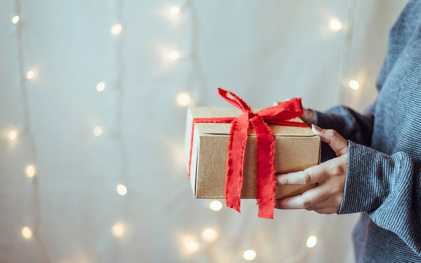 Give gifts on the big day, People holding gift, Close up. - Φωτογραφία, εικόνα
