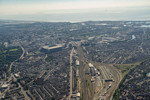 Widok z lotu ptaka na centrum Cardiff Wales - Zdjęcie, obraz