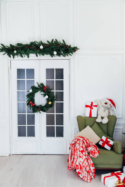 Πρωτοχρονιά Ιστορικό Χριστουγεννιάτικο Δέντρο διακόσμηση εσωτερικό κάρτα - Φωτογραφία, εικόνα