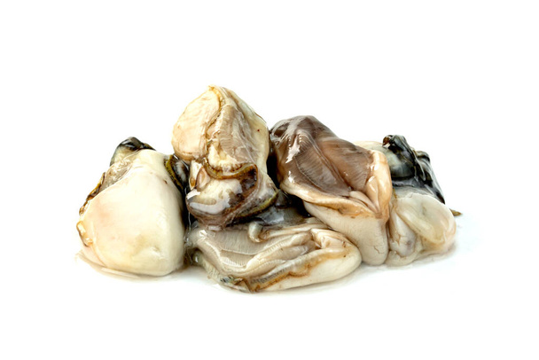 Huîtres isolées sur fond blanc - Photo, image