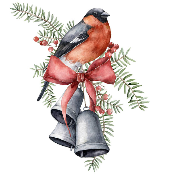 ブルフィンチ、赤い弓、鐘と松の針と水彩クリスマスの花束。手は白い背景に孤立休日の鳥やジングルベルを描いた。デザイン、プリント、背景のイラスト. - 写真・画像