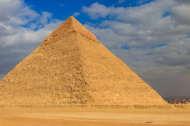 Pyramid of Khafre or of Chephren is the second-tallest and second-largest of the Ancient Egyptian Pyramids of Giza - Photo, Image