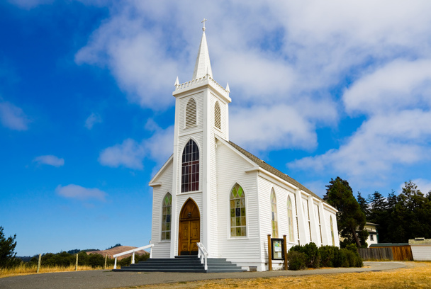Pequeña iglesia blanca
 - Foto, Imagen