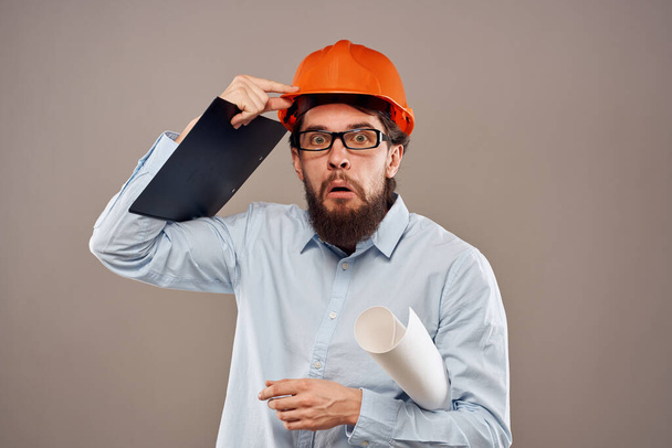 Інженер помаранчевий шолом професійні документи інструкція
 - Фото, зображення