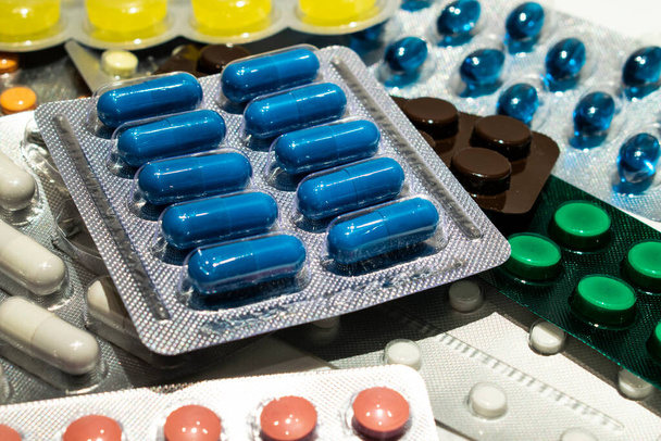 packing pills close up. Pharmaceuticals. Medicine. Healthcare. - Photo, Image