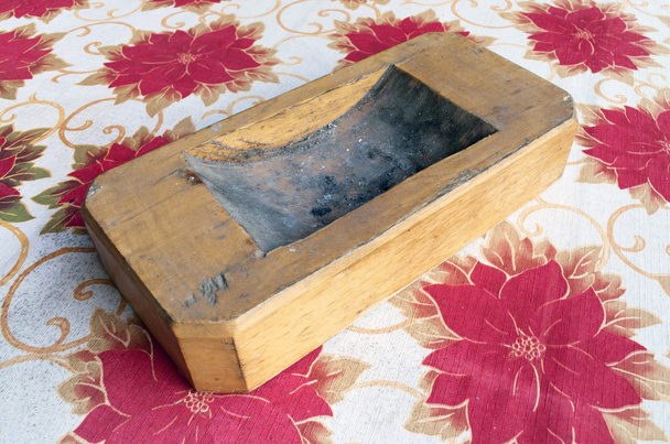 houten asbak - Foto, afbeelding